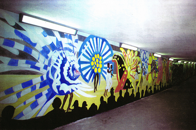 Elephant-and-Castle--Subway-Murals-Carnival